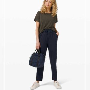 Lululemon Keep Moving Pant 7/8 High-Rise Navy Size 4